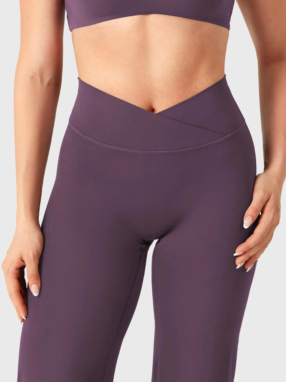 Eddiy 31.5" V-waistband Straight Leggings